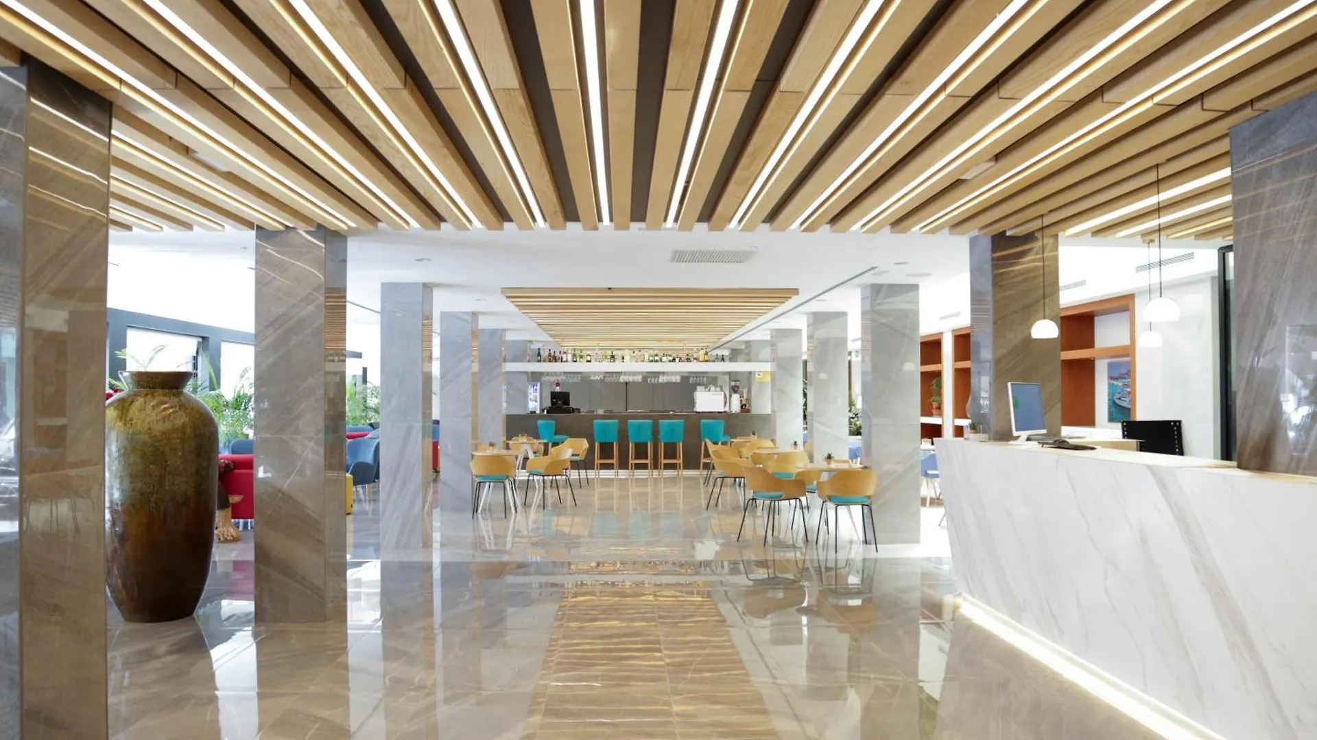 Eurostars Puerto De Ibiza Hotel 4*, Ibiza-stad Spanje