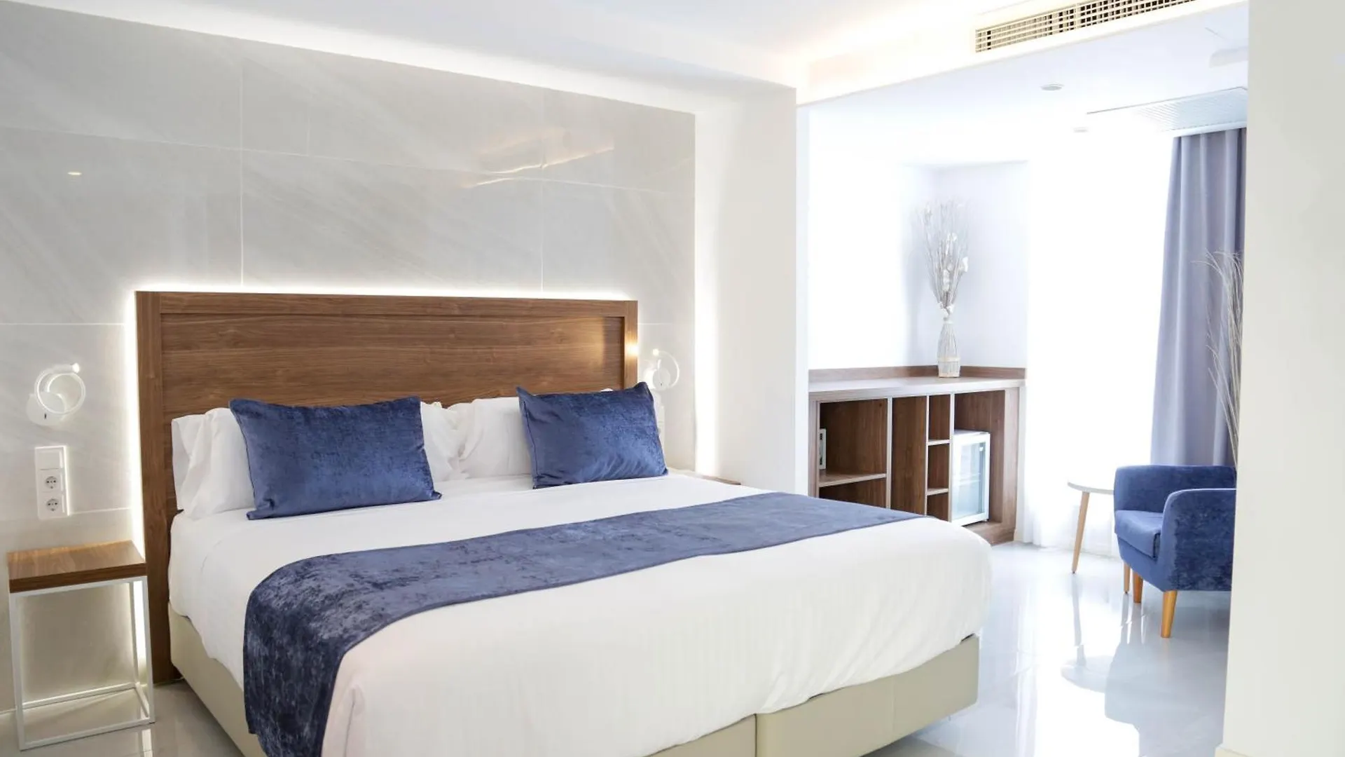 Eurostars Puerto De Ibiza Hotel  Ibiza-stad