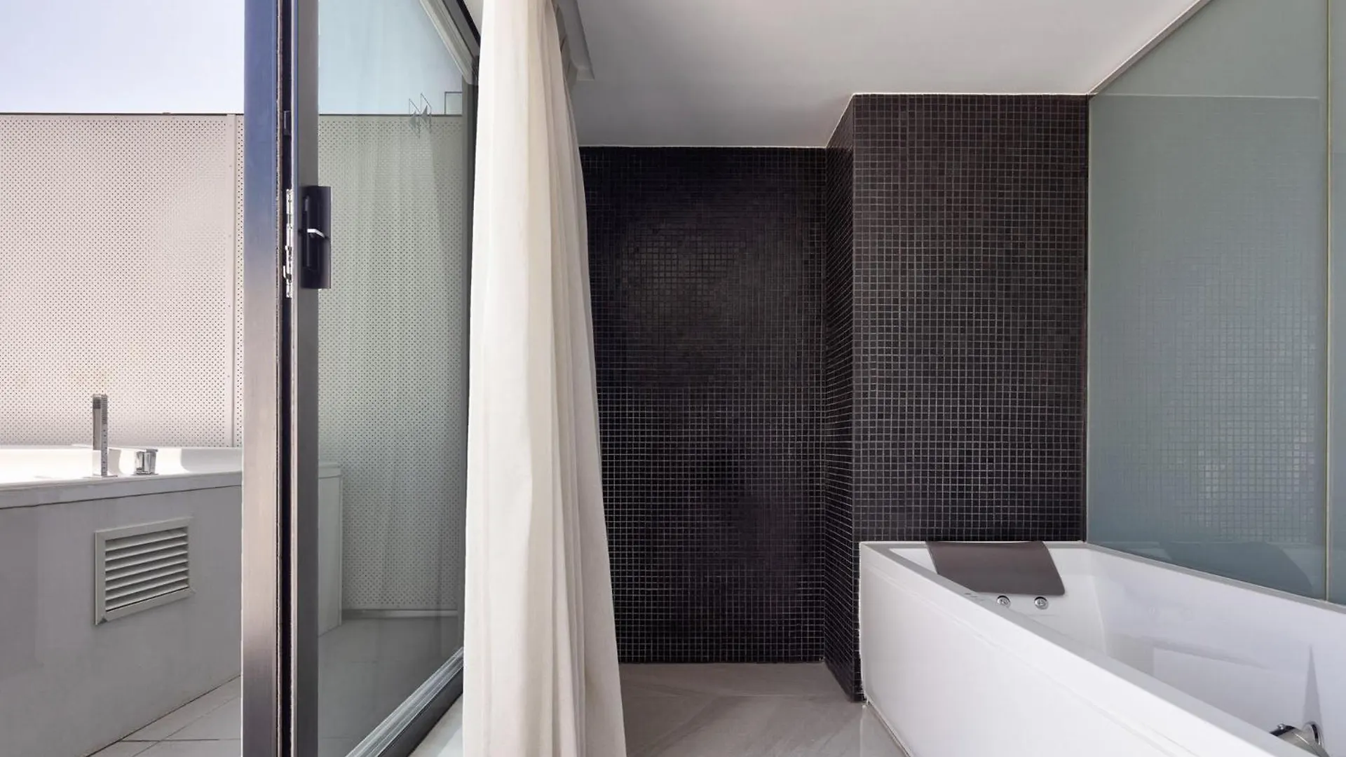 Eurostars Puerto De Ibiza Hotel 4*, Ibiza-stad Spanje